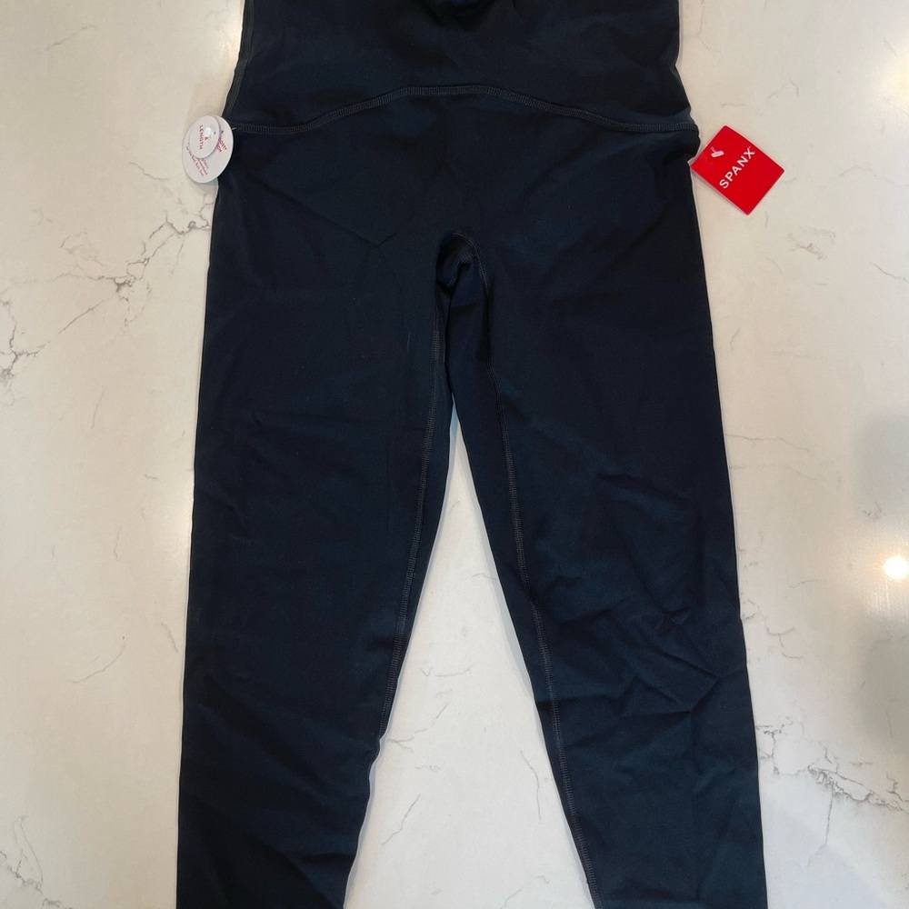 SPANX  Women’s Booty Boost Active 7/8 Leggings Very Black Leggings